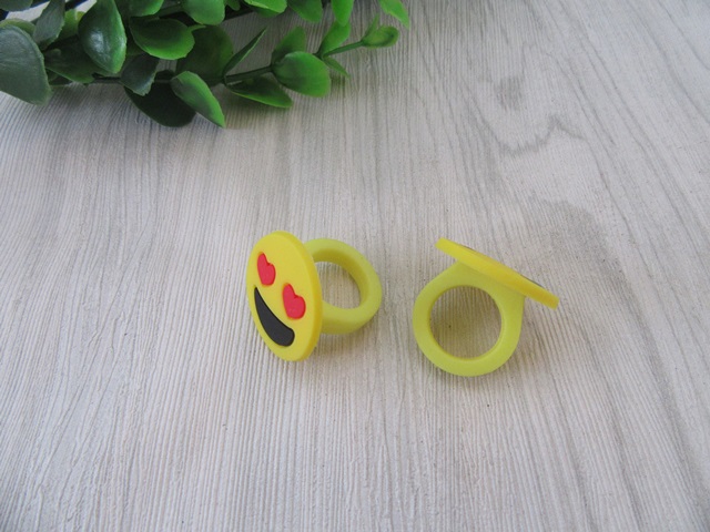 50 Fancy Dress Rubber smile face emoji Rings Assorted [ri-ru5] - $12.00 ...